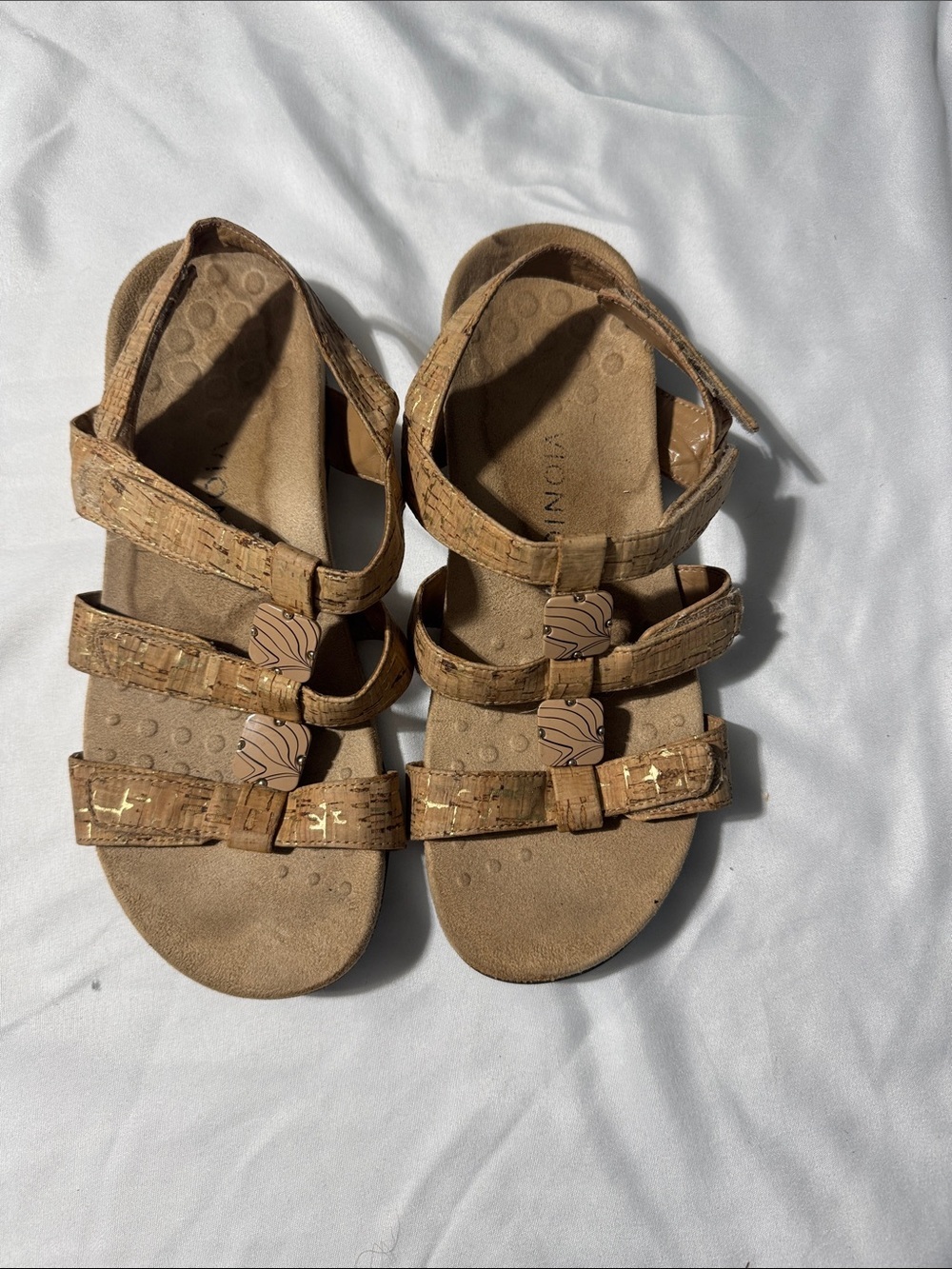 Vionic Amber Adjustable Orthotic Sandals Women’s Size 9 Cork Metallic Comfort